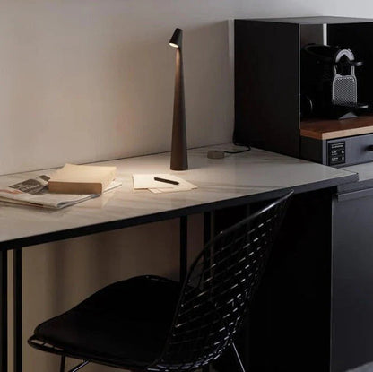 Minimalistische design tafellamp