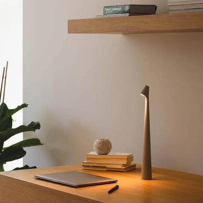 Minimalistische design tafellamp